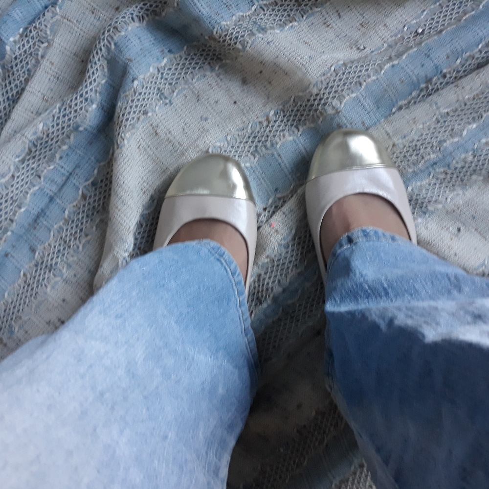 Beige gold cap toe flats